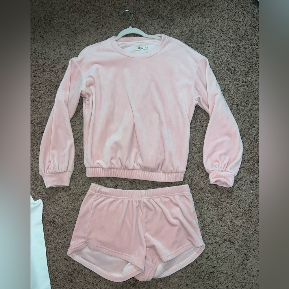 Cozy UGG Pink Lounge Set